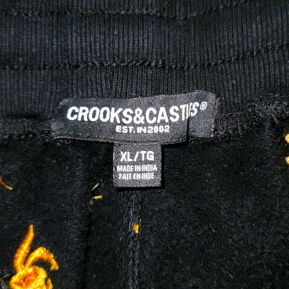 Crooks & CastlesSkull Bunny AOP Embroidered Joggers - Picture 3 of 5